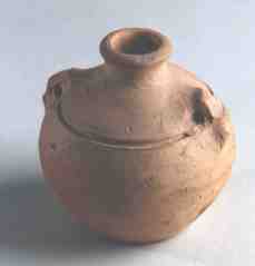 A small, spherical Verwood pot